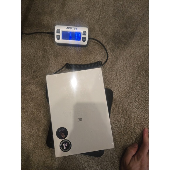 BTS BE (Essential Edition) CD / Poster Photocard Box Set K-Pop Sealed NEW - Picture 9 of 9